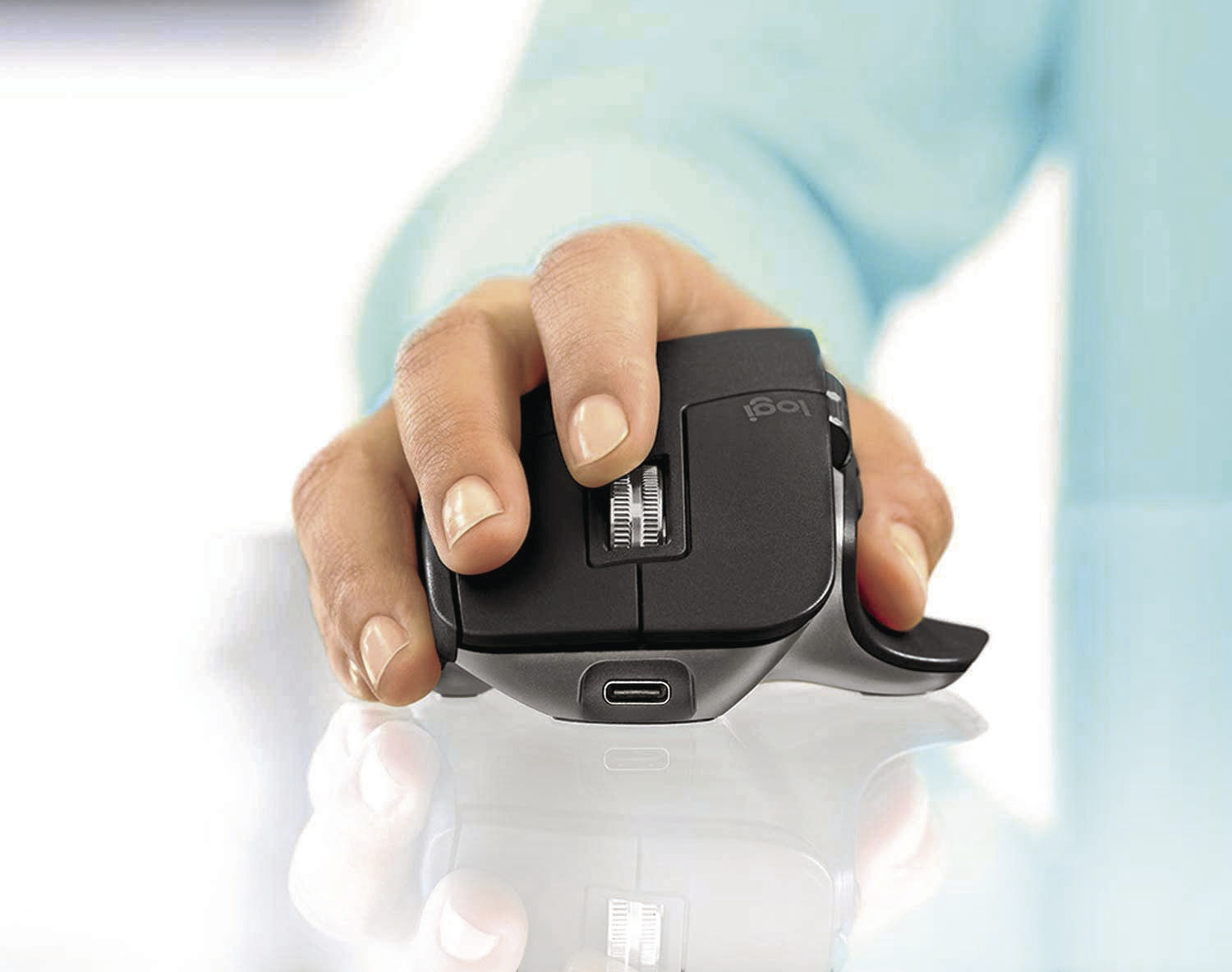 _logitech_mouse_CMYK.jpg